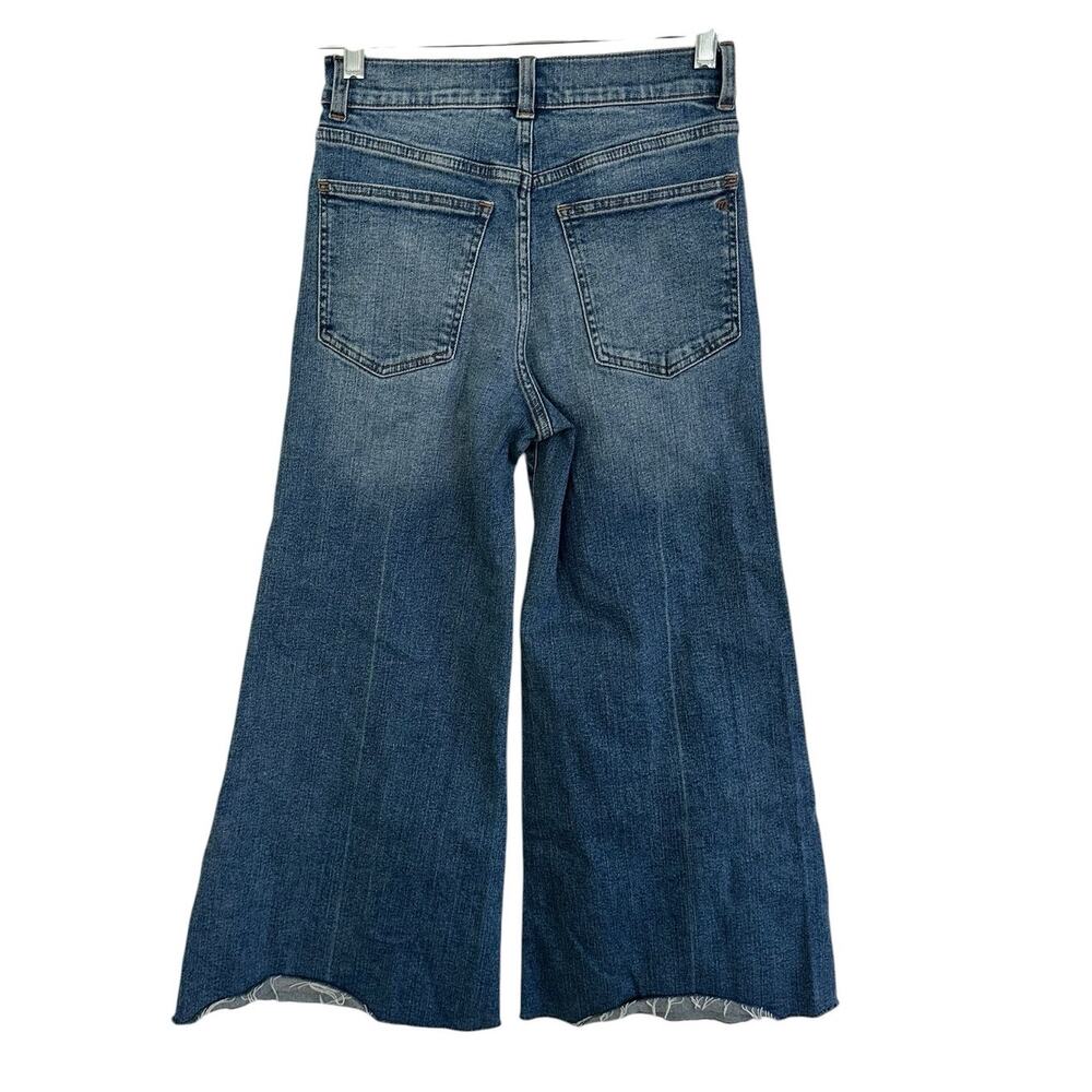 Madewell Petite Flared Wide-Leg Crop Jeans $148
Oneida Wash Super Stretch - Picture 4 of 12